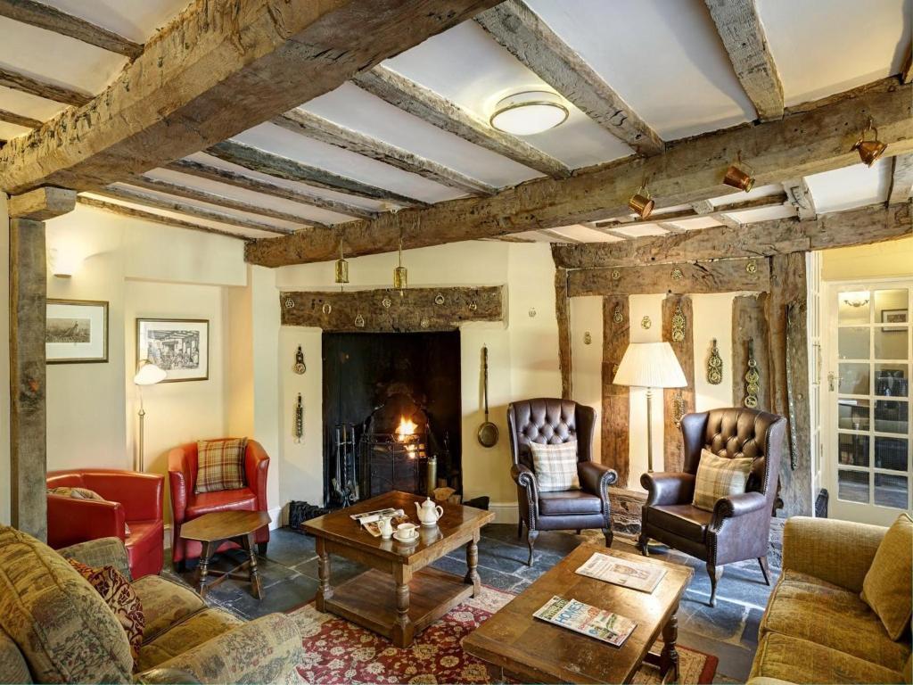 Brigands Inn Mallwyd Экстерьер фото